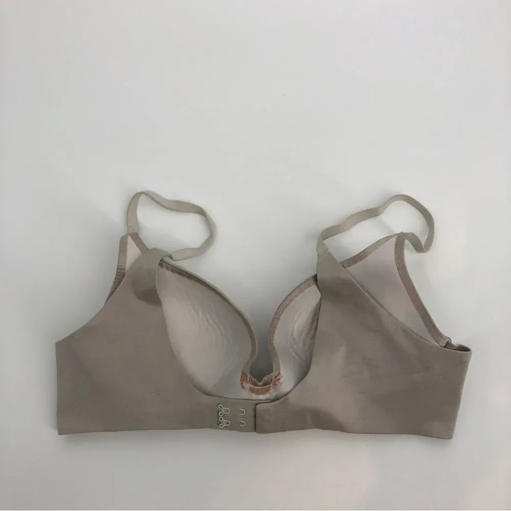 Victoria’s Secret‎ Silver Push Up Bra Size 34B